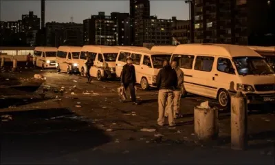 Afrique du Sud: 16 personnes brûlées vives dans un minibus-taxi après une collision
