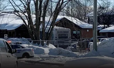 Un bus fonce sur une garderie au Québec, tuant deux enfants dans un acte «délibéré»