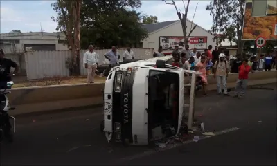 Camp-Chapelon : un camion se renverse 