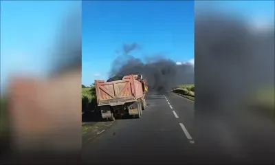 Alma : un poids lourd prend feu