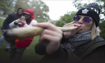 Le Canada légalise le cannabis dans l'euphorie