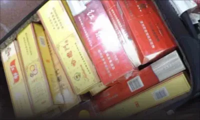 À l’aéroport : une Chinoise épinglée avec 38 cartouches de cigarettes