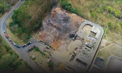 La Chaumière : le centre d'enfouissement de déchets vu du ciel après l'incendie