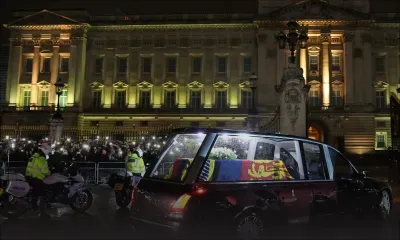 La dépouille d'Elizabeth II à Londres pour d'ultimes adieux