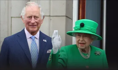 Les pouvoirs de la monarchie britannique