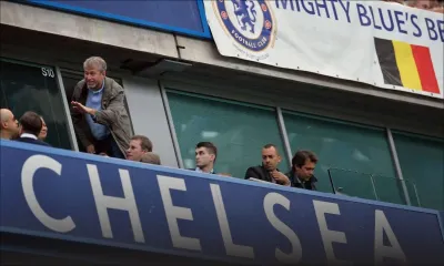 L'homme d'affaires russe Abramovitch confirme que Chelsea est à vendre