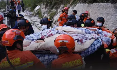 Séisme en Chine: au moins 65 morts, armée et pompiers mobilisés