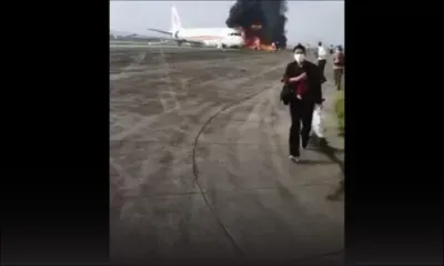 Chine: un avion prend feu après une sortie de piste