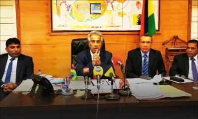 Suivez en direct la conférence de presse du leader de l'Opposition, Arvin Boolell