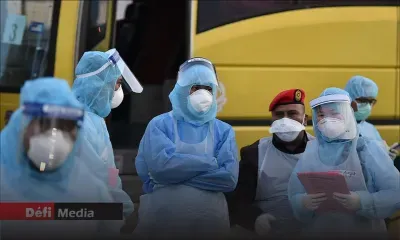 Coronavirus : des couches aux iPhones, les usines au secours d'une Chine en mal de masques