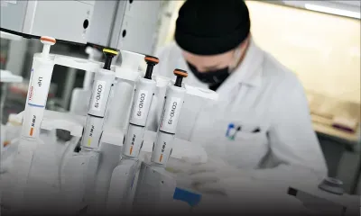 Le variant anglais du SARS-CoV-2 s'étend à au moins 60 pays et territoires (OMS)