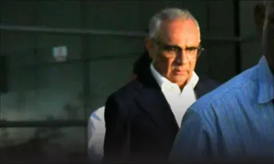 [En images] Blanchiment d'argent allégué : Sattar Hajee Abdoula arrêté par la FCC 