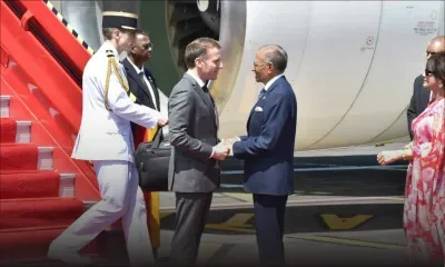 [En images] Visite du président Macron : retour sur la cérémonie protocolaire à l’aéroport SSRN, à Plaisance