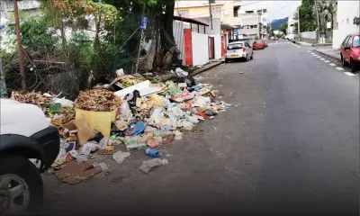 Cassis : des déchets en pleine rue