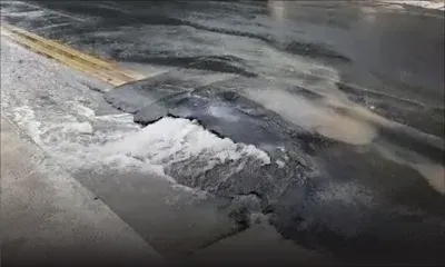 Tuyau de la CWA cassé à la rue Labourdonnais :  importante fuite d’eau 