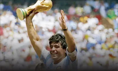 L'Argentine et le foot perdent leur "Dieu" Maradona, mort à 60 ans