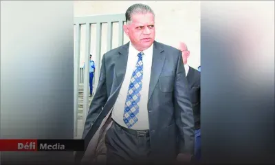 Polémique autour du CP et de véhicules officiels - Dev Jokhoo : «Deux proches sont autorisés à conduire les voitures des bénéficiaires»