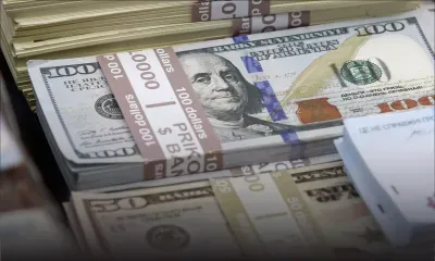 Importations pour la fin d’année : la forte demande de devises étrangères engendre une pénurie sur le marché des changes