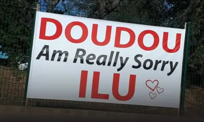 Insolite : une banderole qui ne passe pas inaperçue... 