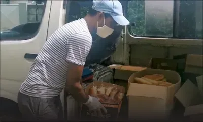 Confinement : Aslam le boulanger vend son pain en mode porte-à-porte 