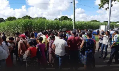 Fermeture de l’usine Palmar Ltée : Atmosphère pesante ce vendredi matin devant l’usine