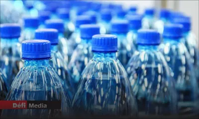 Bactérie dans un échantillon d’eau d’Aqua Springs : le CEO de la compagnie réagit