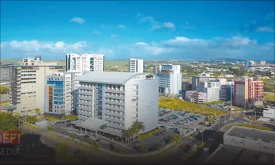 Ils réclament leur droit au travail : manifestation des marchands ambulants d’Ébène devant Landscope Mauritius