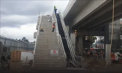 Station du Metro Express à Rose-Hill : l’escalier roulant fin prêt