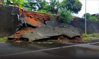 Aperçu à Rivière-des-Créoles : effondrement d’un mur de soutènement sur la route en direction de Ferney