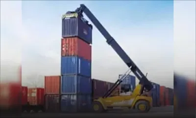 Au port : colère des courtiers maritimes