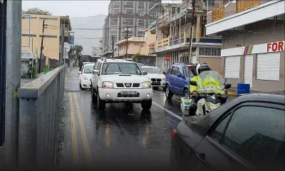 Forte tempête Calvinia - Maurice en alerte 3 à 9 h ce matin : cafouillage et colère 