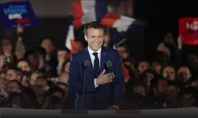 La réélection d'Emmanuel Macron saluée dans le monde