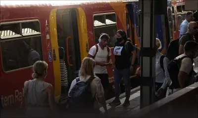 Levée des restrictions sanitaires: ce qui change au Royaume-Uni