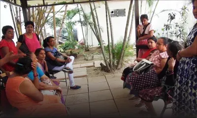 Des licenciées d'une usine réclament leurs « dus »