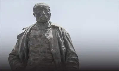 De Lille à Saint-Louis, la statue du général Faidherbe interroge le passé colonial de la France