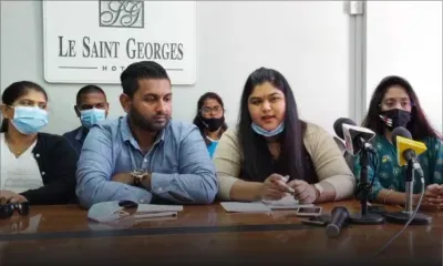 La famille Fakhoo face à la presse