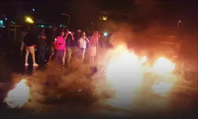 Coupures d'eau à Résidence Atlee : des habitants en colère brûlent des pneus pour obstruer la route 
