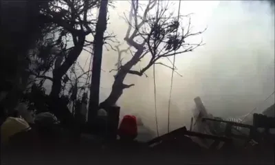 À Trèfle : Une maison ravagée par des flammes 