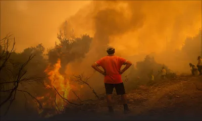 Incendies en Grèce et en Turquie: panorama apocalyptique sur l'île grecque d'Eubée