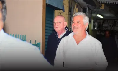 Frédéric Curé : « […] zame mo pena nanie pou repros mwa pa per… »