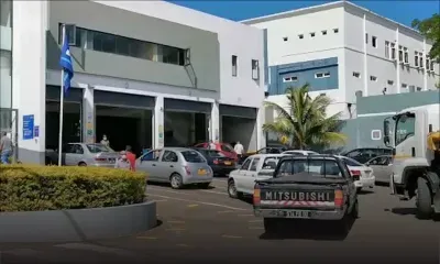 Examen des véhicules : plus d'une centaine de véhicules en attente au centre de fitness de Plaine-Lauzun ce lundi