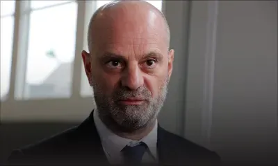 France: le ministre de l'Education dans l'oeil du cyclone