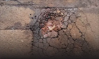 Une fuite d’eau toujours pas réparée après un mois