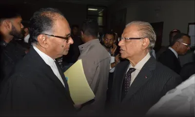 Quand la conversation entre Ramgoolam et Ganoo ne passe pas inaperçue...