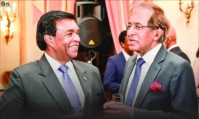 Gayan  rivalise avec trois candidats pour l’Union africaine