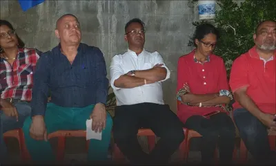 «Le gouvernement a promis de l'eau 24/7, mais en fait c'est 24 sec à la résidence Barkly», dit Guito Lepoigneur