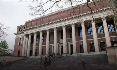 L'administration Trump interdit à Harvard d'accueillir des étudiants étrangers