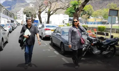 Photo de Kobita Jugnauth et Sherry Singh sur Facebook : le couple Ruhumally au CCID