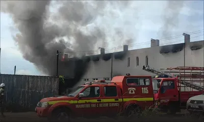 Incendie à Phoenix : plusieurs millions de roupies de pertes selon le propriétaire de Teck d’Or 