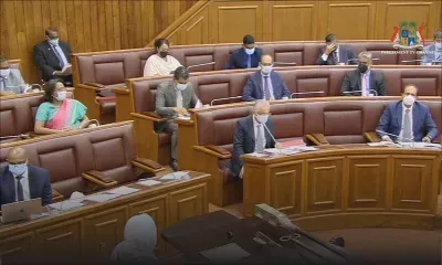 Parlement : hommages à Yousuf Mohamed et Alain Maurice Espitalier-Noël